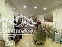 Bán Nhà. Mặt Phố Nguyễn Thái Học - Vị Trí Vừa Ở Vừa Kinh Doanh Đỉnh Cao - Vỉa Hè Rộng .