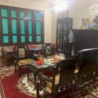 Cần bán gấp siêu phẩm Lạc Long Quân 80m2, 5T, gần hồ tây, ô tô tránh, kinh doanh tốt