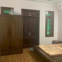 Cần bán gấp siêu phẩm Lạc Long Quân 80m2, 5T, gần hồ tây, ô tô tránh, kinh doanh tốt