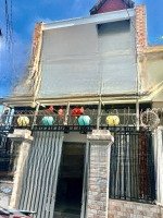 Bán Nhà Thị Trấn Hóc Môn 4Mx11M Trệt Lầu Mới Đẹp Đường Bê Tông 7M Giá Bán 3 Ty 380 Triệu Shr Bao Sang Tên