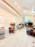 Bán Nhà Mặt Tiền Kinh Doanh Huỳnh Văn Gấm 4X20M 3 Tầng Mới