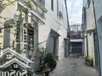 Chủ Ngộp Cần Bán Gấp Nhà Nguyễn Sơn,Tân Phú, 20M2, 2 Tầng, Tặng Full Nội Thất, Giá Cực Rẻ