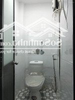 Cần Bán Nhà Ngay Trung Tâm Quận 7, Tặng Nội Thất