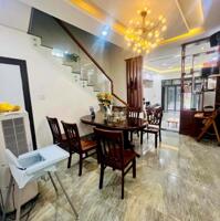 ⭐ CHO THUÊ NHÀ 2 TẦNG ĐƯỜNG LÊ VĂN LINH, CẨM LỆ ⭐   Diện tích: 90m²