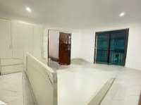 Giá Bán 6,4 Tỷ Nhà 5 Tầng Mặt Tiền 6,8M, Diện Tích 40M2, Ô Tô Đỗ Cửa Xuân Đỉnh