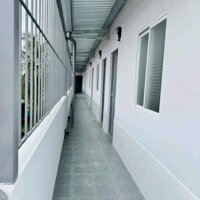 Dãy trọ 7 phòng hẻm Nguyễn Văn Tuôi, thị trấn Bến Lức tổng dt 176m2 thổ giá 4 tỷ