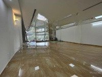 Cực Hiếm! Cho Thuê Nhà Mặt Phố Lê Văn Thiêm, Toà Building Thiết Kế 8 Tầng, Mặt Tiền 8M, Vị Trí Đẹp