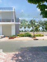 Chủ Cần Tiền Gửi Lô Đất 100M2 Giá Bán 1 Tỷ 450 Đường Dt818 Kdc Tây Nam - Không Lỗi Phong Thủy
