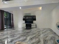 Cho Thuê Nhàmặt Tiềnlam Sơn, Phường 2. Dt: 8X25M. 1 Trệt 3 Lầu. Trệt Suốt. Nhà Mới Nội Thất. Giá 55 Triệu