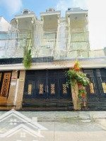 Nhà 2 Lầu Hoàn Công Gần Chợ Dĩ An 1 Giá Bán 4 Tỷ 500 Thương Lượng