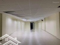 Cho Thuê Tòa Nhà Đường Trương Công Định, P14. Dt: 7X25M. Hầm Nổi 5 Lầu. Sàn Suốt. Giá 70 Triệu/Tháng.