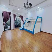 ⭐ CHO THUÊ NHÀ 3 TẦNG ĐƯỜNG PHAN ANH, CẨM LỆ ⭐   Diện tích: 85m²  Công năng: 4 phòng ngủ, 4 wc ️ Nội thất: Đầy đủ  Giá thuê: 15 triệu/tháng  Liên hệ ngay: 0333.481.183