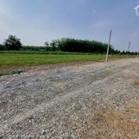 332m2 full thổ cư, 2 mặt tiền, gần cổng KCN Phước Đông. 680tr