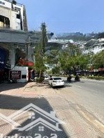Bán Nhà Mặt Phố Nguyễn Văn Cừ, Vị Trí Đẹp Nhất: Diện Tích: 90M2 3T; Mt6.6M Đoạn Vỉa Hè 10M; Nhỉnh 30 Tỷ (Tl)