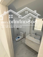 Bán Gấp Nhà Phố Mặt Tiền Đại Lộ Hùng Vương