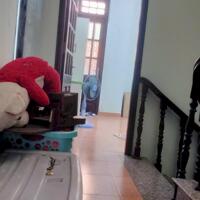 Nhà 1 trệt 2 lầu sân thượng rất xinh ngay đối diện nhà máy bia tiger gần metro q12