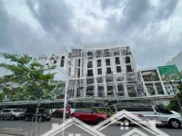 Cho Thuê Toà Nhà 412 Huỳnh Tấn Phát, Q7, Tp.hcm, 820 Triệu,Diện Tíchsàn 2800 M2, Hàng Hiếm