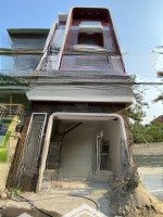 Nhà Đẹp 4 Tầng Độc Lập Thiết Kế Hiện Đại Có Gara Oto Phố Đà Nẵng
