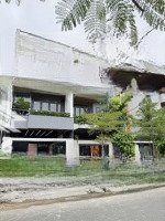 Bán Nhà 3 Tầng 3 Mê Thiết Kế Hiện Đại Nằm Sát Cầu Nguyễn Tri Phương