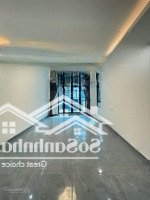 Hoa Khôi Phố Trạm - 7 Tầng Thang Máy - Ngõ Thông - Gara Ô Tô - Lô Góc 3 Thoáng