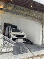 Hoa Khôi Phố Trạm - 7 Tầng Thang Máy - Ngõ Thông - Gara Ô Tô - Lô Góc 3 Thoáng