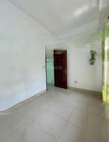 Nhà Hẻm Trần Bình Trọng 2 Phòng Ngủ, 2 Wc, Có Máy Lạnh, Cọc 1 Tháng.