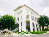 Nhà Phố Lakeview City Giá 25 Triệu- 30 Triệu Nội Thất Đẹp, Shophous Song Hành Giá 22 Triệu- 40 Triệu. Liên Hệ: 0917330220