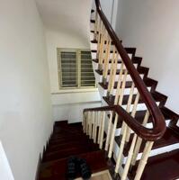 Hiếm. Bán nhà Quan Nhân, Thanh Xuân. 50m2 x 5 Tầng. MT 5m. NHÀ ĐẸP. Ô TÔ ĐỖ GẦN. Hơn 12 Tỷ.