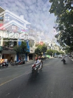Cho Thuê 24 Nguyễn Trãi, Phường Bến Thành Q1(Ngay Vòng Xoay Phù Đổng)