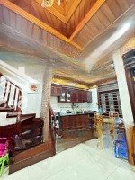 Ngọc Lâm: Nhà Dân Xây Tk Toàn Gỗ Lim- Full Đồ - Vài Bước Lên Cầu Chương Dương