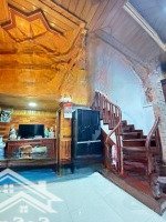 Ngọc Lâm: Nhà Dân Xây Tk Toàn Gỗ Lim- Full Đồ - Vài Bước Lên Cầu Chương Dương