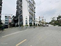 Nhà 5 Tầng Phân Lô Khu Tđc Ngọc Thuỵ Cạnh Khai Sơn Hill.
Ô Tô Tránh Vỉa Hè, Sẵn Nhà 5 Tầng Cho Thuê