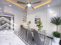 Nhà Mặt Phố - 7 Tầng - Mt5 - 4 Phòng Ngủ- Thang Máy Vi Vu - Oto Ngủ Trong Nhà - Kinh Doanh Cực Đỉnh
