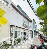 Bán Nr Đẹp 2 Phòng Ngủ 2 Vệ Sinhtại Phường 16, Gò Vấp, Khu Vip Đối Diện Biệt Thự Trồng Nhiều Hoa Giá 2T999