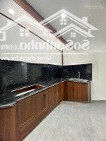Nhà Tại Nguyễn Sơn-Long Biên 31M2X6 Tầng Oto Đỗ Cửa