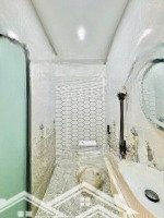 Siêu Đẹp Phú Nhuận Giá Tốt Nhà Vững Chắc Mới Tinh Nội Thất Đầy Đủ Liên Hệ: 0974558738 An Ninh Văn Hoá