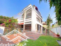Cho Thuê Biệt Thự Sân Vườn Đường Nguyễn Ư Dĩ, Quận 2, Diện Tích: 20X35M, Trệt 2 Lầu, Có Hồ Bơi