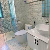 Cho thuê căn hộ 2 ngủ sang, xịn,, mịn tại Vinhomes Marina