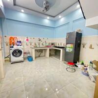 Hàng thơm - Nhà 1 lầu mặt tiền hẻm xe hơi Trần Văn Khánh, Quận 7