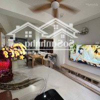 Nhà Đẹp Hiện Đại- Sátmặt Tiềncao Thắng Q3- Ngay Chợ Bàn Cờ-Diện Tích60M2 Không Lộ Giới- 5 Tầng Có Thang Máy