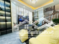Chính Chủ Cho Thuê Nhà Hoàng Cầu Full Nội Thất Sang Xịn Ôtô Đỗ Cửa 50M X 5 Tầng Ở Và Làm Vp Đều Đẹp
