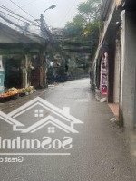 Mặt Phố Tựu Liệt Lô Góc Kinh Doanh Bất Chấp Ngày Đêm Ô Tô Vào Nhà