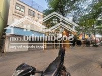 Bán Nhà Mặt Phố Bưởi - 102M - Mặt Tiền 8M Giá Bán 17.2 Tỷ, 3 Tầng, Vỉa Hè 5M, Có Quy Hoạch