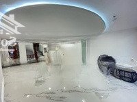 Đẹp Nhất Hoàng Ngân - Toà Văn Phòng Mặt Phố - 2 Thoáng - Oto Đỗ 3 Cái- Cho Thuê 90 Tr/ Tháng