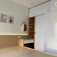 Bán gấp căn hộ chung cư 69m2/3tỷ6, 2PN Vinhome Quận 9, MT Nguyễn Xiển, view hoàng hậu, sổ riêng