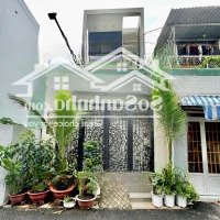 Nhà Đẹp Rộng Rãi 4 Phòng Ngủ 5 Vệ Sinh Nở Hậu 5.7M Hoàn Công Đầy Đủ. Bước Chân Ra Đường Lê Văn Thịnh
