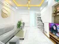 Bán Nhà 2 Tầng Hồ Bá Kiện, Phường 15, Quận 10 Chưa Qua Đầu Tư Giá Bán 3 Tỷ 280