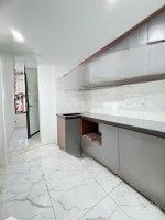 Chính Chủ Cần Bán Căn Tập Thể Tầng 3 - Phương Mai - Đống Đa - 65M2