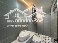 Cần Bán Gấp Nhà Phố Trường Chinh,Gần Phố,Lô Góc,7 Tầng Thang Máy Full Nội Thất