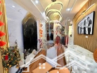 Trịnh Đình Cửu - 45M2 - 7 Tầng - Thang Máy - 15M Ra Phố - Ngõ Thông - Full Nội Thất.